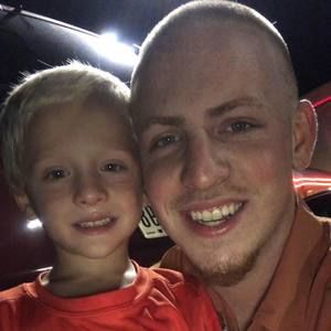 Meet your Posher, Aaron